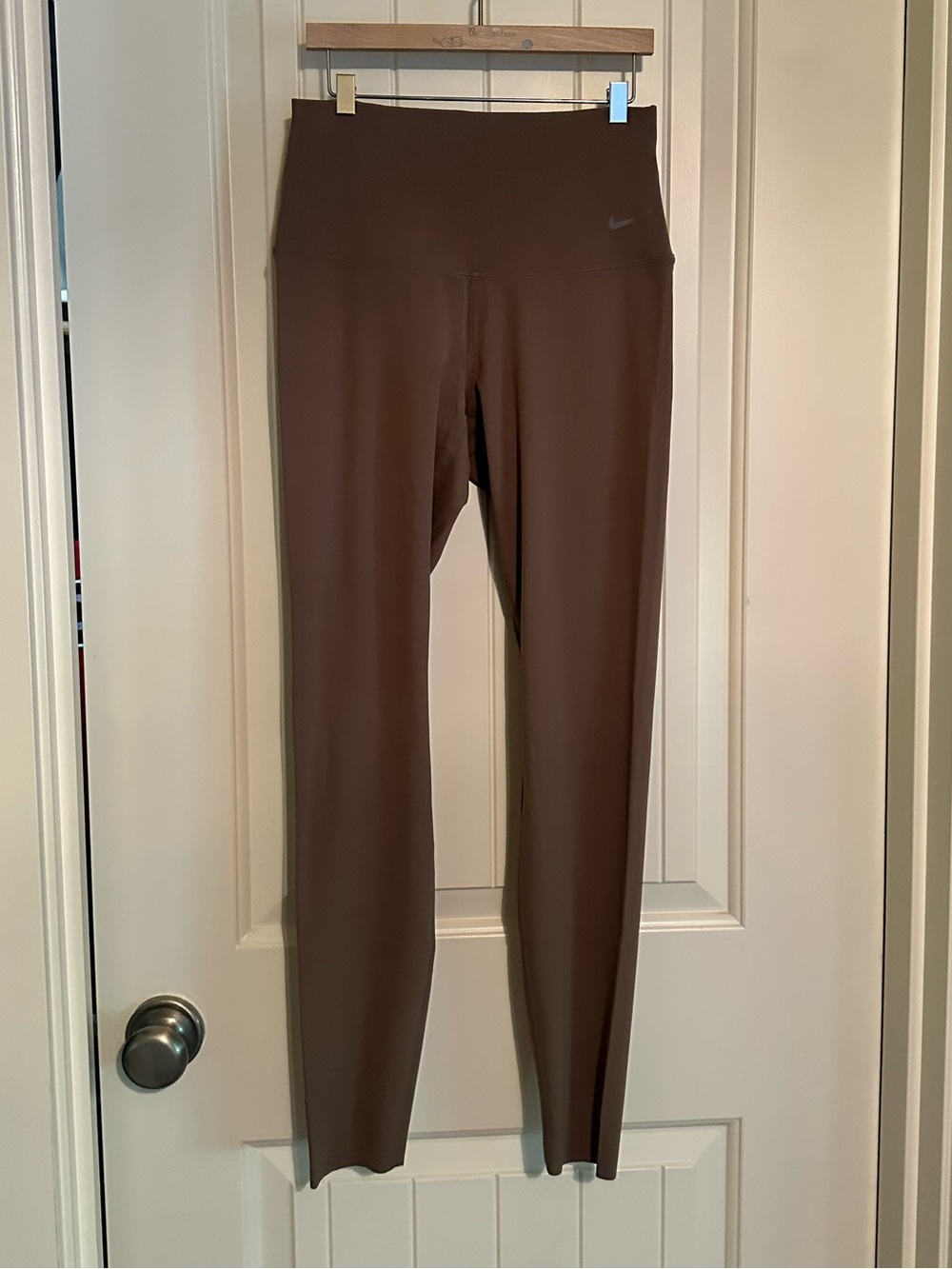 Nike Brown High-Rise Leggings